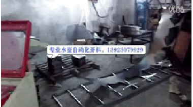 電水壺扇形料自動化開料，MT料架收放料，兩臺NC送料機，兩臺沖床連線自動化開料